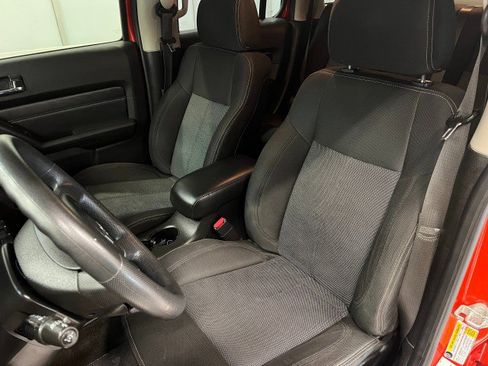 Used 2008 HUMMER H3 image 10