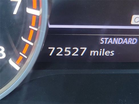 Used 2022 Nissan Pathfinder SL w/ SL Black Package image 11