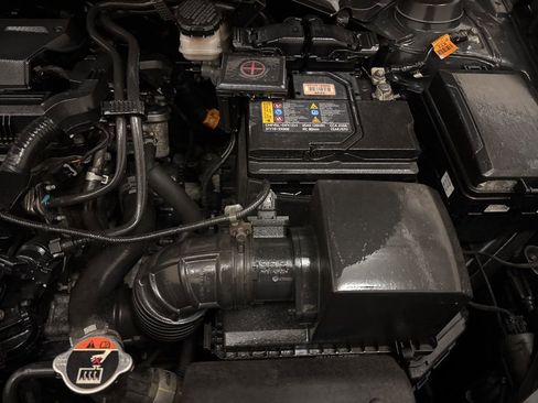 Used 2020 Hyundai Venue SEL image 23