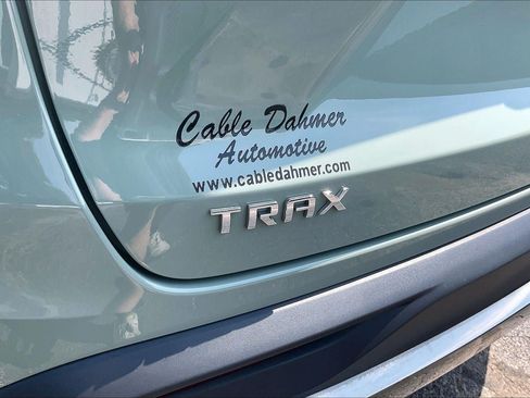 Used 2025 Chevrolet Trax ACTIV w/ Sunroof Package FWD image 31