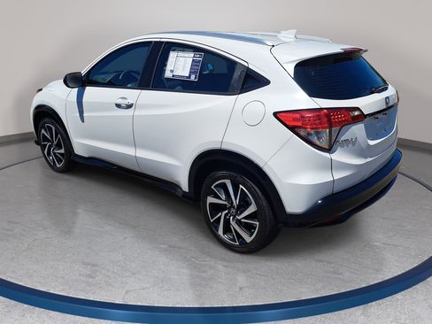 Used 2019 Honda HR-V Sport image 7