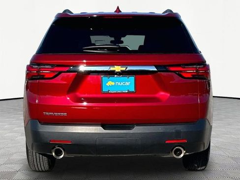 Used 2023 Chevrolet Traverse LT image 5