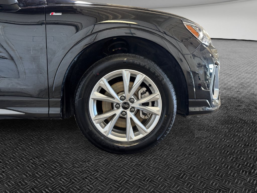 Used 2024 Audi Q3 2.0T Premium AWD/4WD image 11