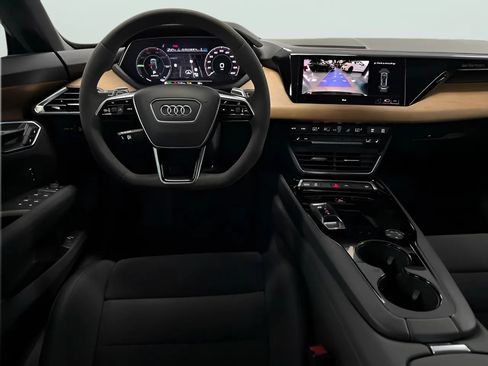 Used 2022 Audi e-tron GT Premium Plus AWD/4WD image 22