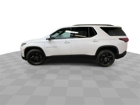 Certified 2023 Chevrolet Traverse LT w/ Midnight/Sport Edition image 5