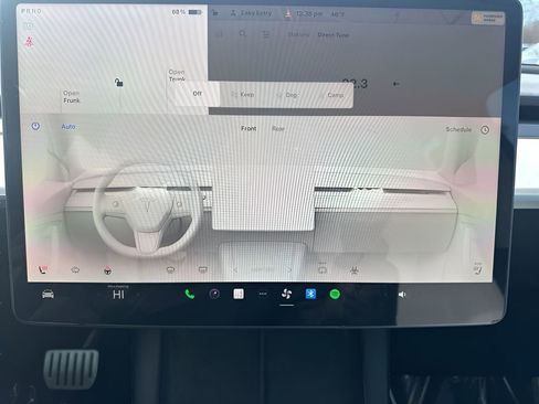 Used 2022 Tesla Model Y Performance image 19