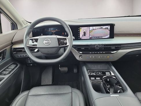 Used 2025 Nissan Murano Platinum w/ Cargo Package AWD/4WD image 10