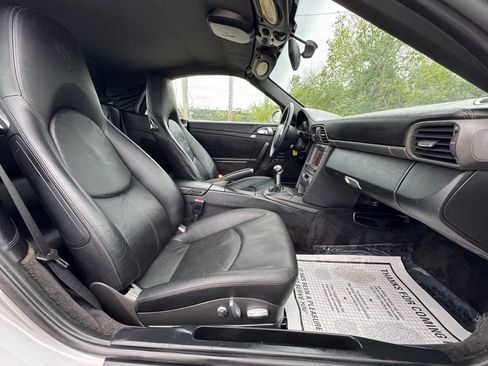 Used 2006 Porsche 911 Carrera 4 image 15