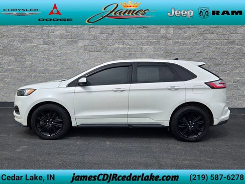 Used 2021 Ford Edge ST-Line w/ Class II Trailer Tow Package AWD/4WD image 2