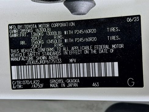 Used 2023 Toyota 4Runner Limited AWD/4WD image 34