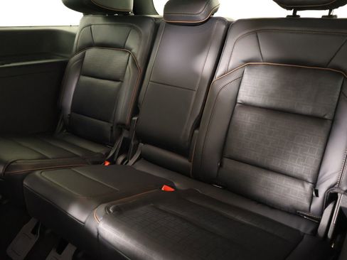 New 2026 Lincoln Navigator Black Label AWD/4WD image 13