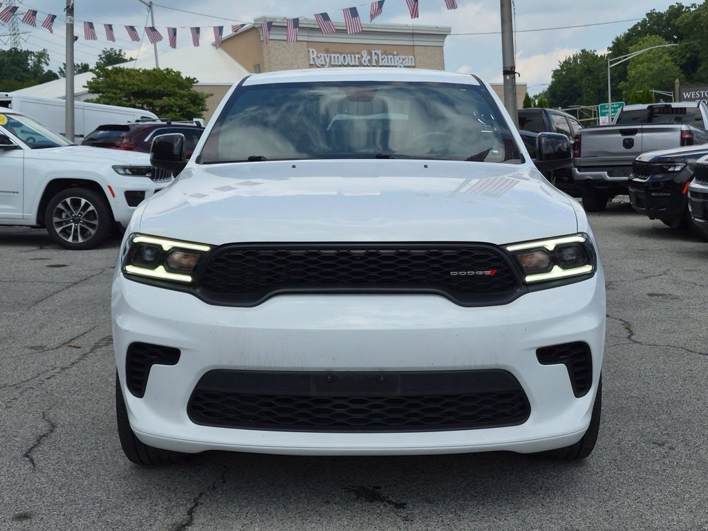 Used 2025 Dodge Durango GT AWD/4WD image 3