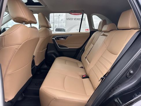 Certified 2023 Toyota RAV4 XLE Premium AWD/4WD image 19