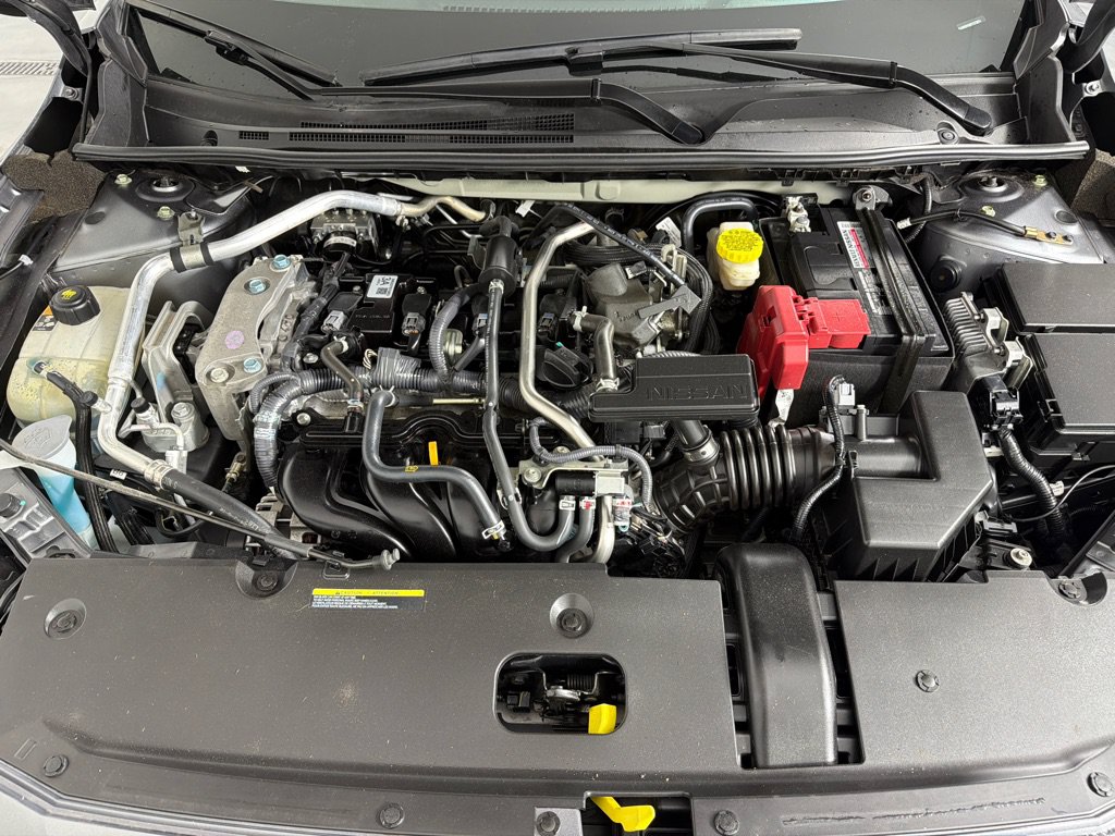 Used 2024 Nissan Sentra SR FWD image 25