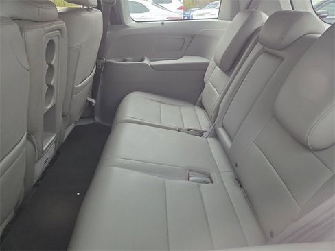 Used 2015 Honda Odyssey Touring image 11