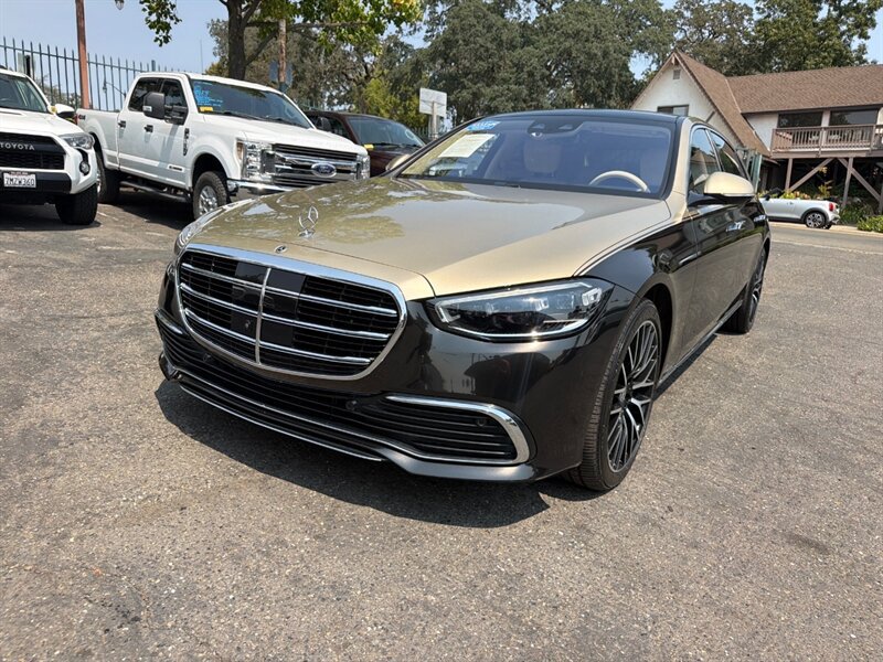 Used 2022 Mercedes-Benz S 500 4MATIC image 3