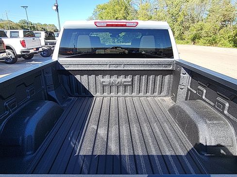 New 2026 GMC Sierra 1500 SLT w/ SLT Convenience Package image 8