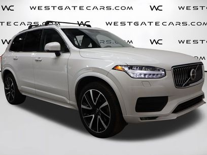 Used 2022 Volvo XC90 T6 Momentum w/ Advanced Package