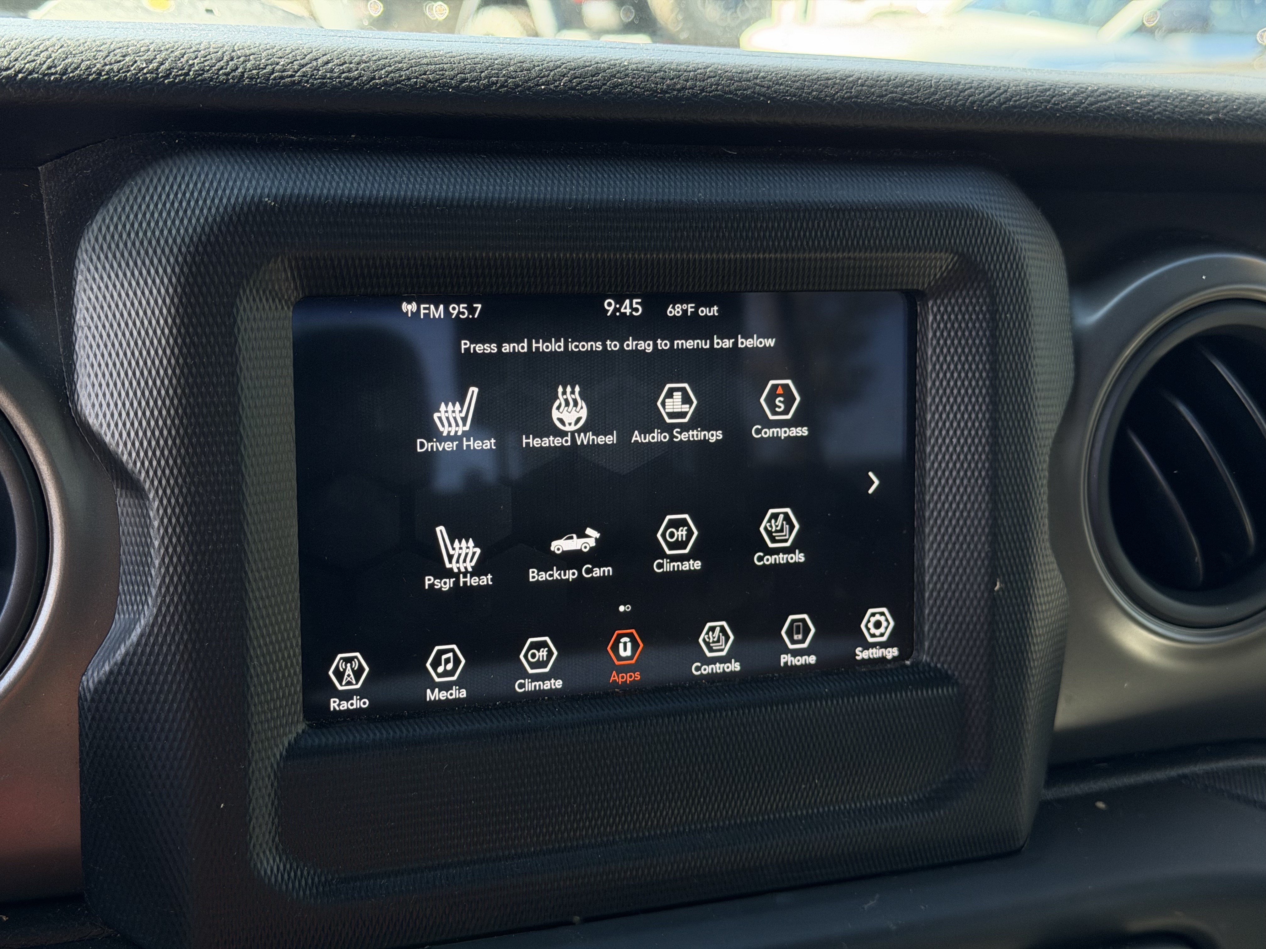 Used 2022 Jeep Gladiator Sport AWD/4WD image 14