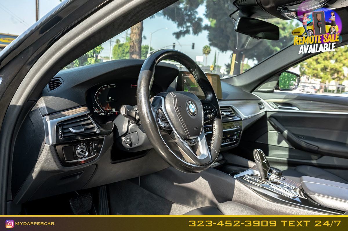 Used 2020 BMW 530i xDrive AWD/4WD image 11