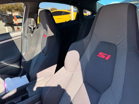 Used 2017 Honda Civic Si image 11