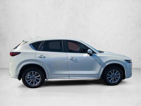 Used 2024 MAZDA CX-5 AWD 2.5 S w/ Preferred Package image 4