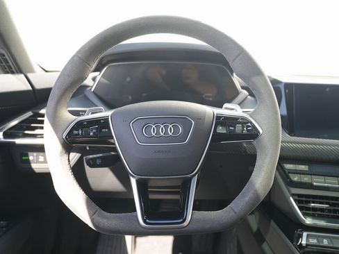 Used 2022 Audi e-tron GT Premium Plus image 44