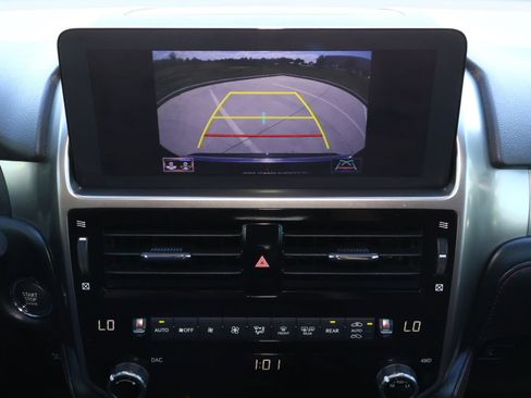 Used 2023 Lexus GX 460 Premium image 30