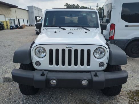 Used 2016 Jeep Wrangler Unlimited Sport w/ Quick Order Package 24S AWD/4WD image 2