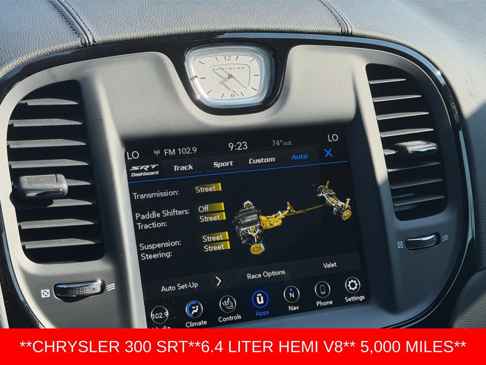 Used 2023 Chrysler 300 C RWD image 28