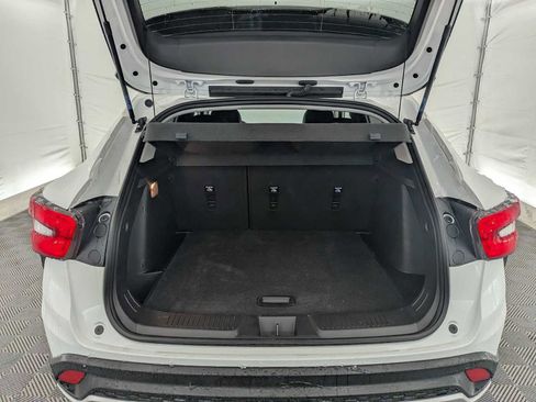 New 2025 Chevrolet Trax LT w/ Driver Confidence Package image 33