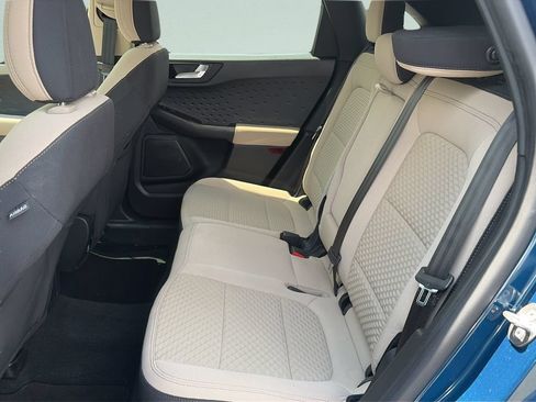 Used 2020 Ford Escape SE FWD image 17