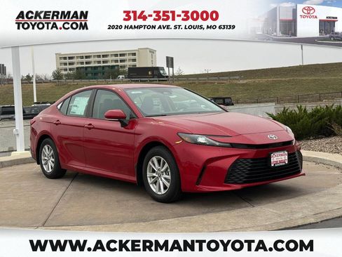 New 2026 Toyota Camry LE FWD image 1