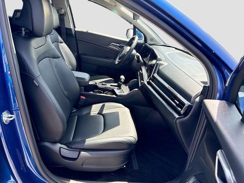 Used 2024 Kia Sportage EX FWD image 28