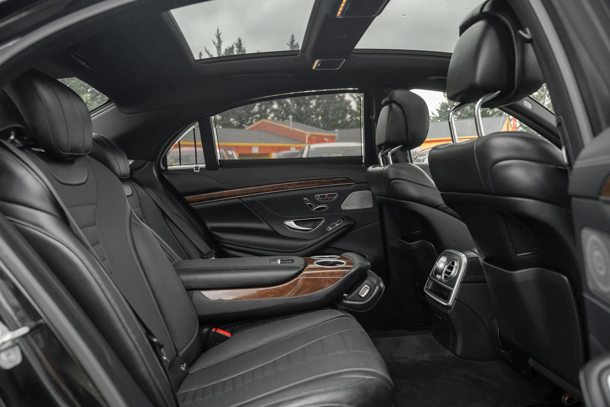 Used 2016 Mercedes-Benz S 550 4MATIC Sedan image 15