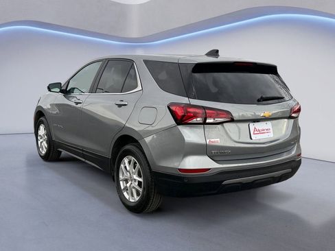 Used 2024 Chevrolet Equinox LT image 3