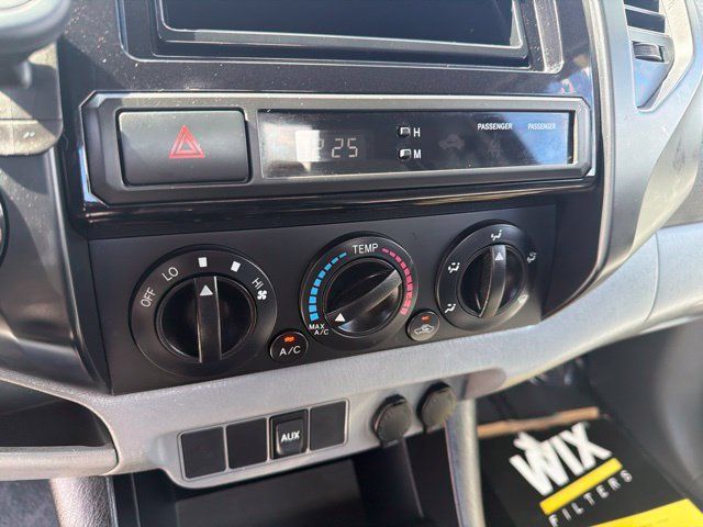 Used 2012 Toyota Tacoma 4x4 Regular Cab image 12