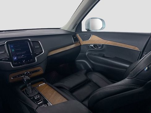 Used 2018 Volvo XC90 T6 Inscription w/ Convenience Package AWD/4WD image 16