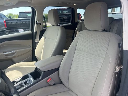 Used 2018 Ford Escape SE FWD image 14