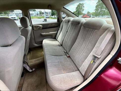 Used 2005 Chevrolet Impala FWD image 18
