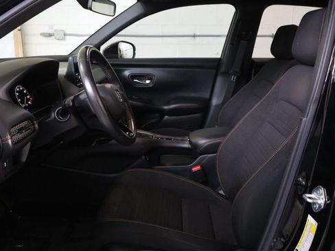 Used 2024 Honda HR-V Sport image 17