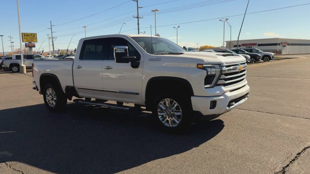 Used 2025 Chevrolet Silverado 3500 High Country w/ High Country Premium Package AWD/4WD image 2