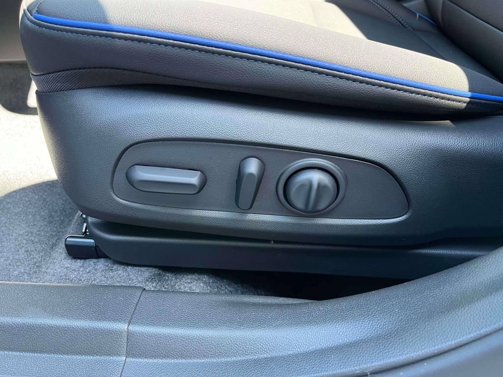 New 2026 Buick Envista Sport Touring w/ Convenience I Package FWD image 21