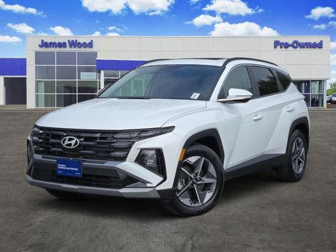 Certified 2025 Hyundai Tucson SEL FWD image 1
