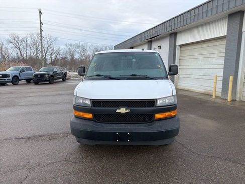 Used 2020 Chevrolet Express 2500 w/ Safety Package image 6