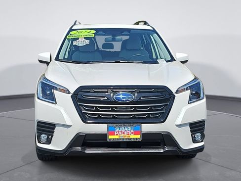 Certified 2024 Subaru Forester Premium AWD/4WD image 8