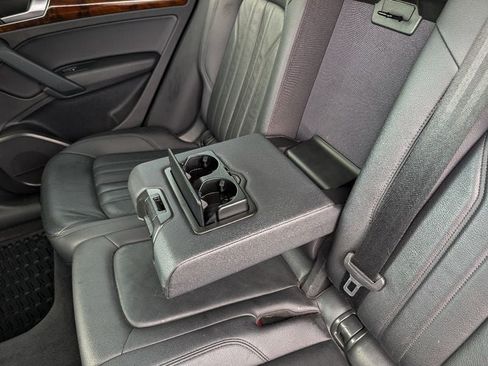 Used 2018 Audi Q5 2.0T Premium Plus w/ Premium Plus Package AWD/4WD image 19