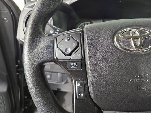 Used 2022 Toyota Tacoma SR image 22