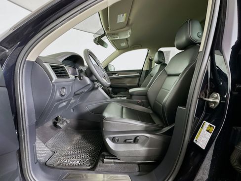 Used 2023 Volkswagen Atlas SE FWD image 13