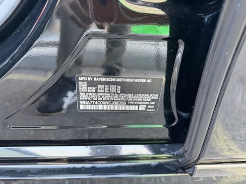 Used 2022 BMW 740i xDrive w/ M Sport Package image 15